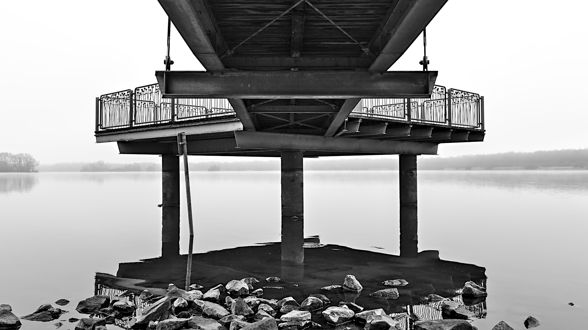 Thülsfelder Talsperre bei Nebel